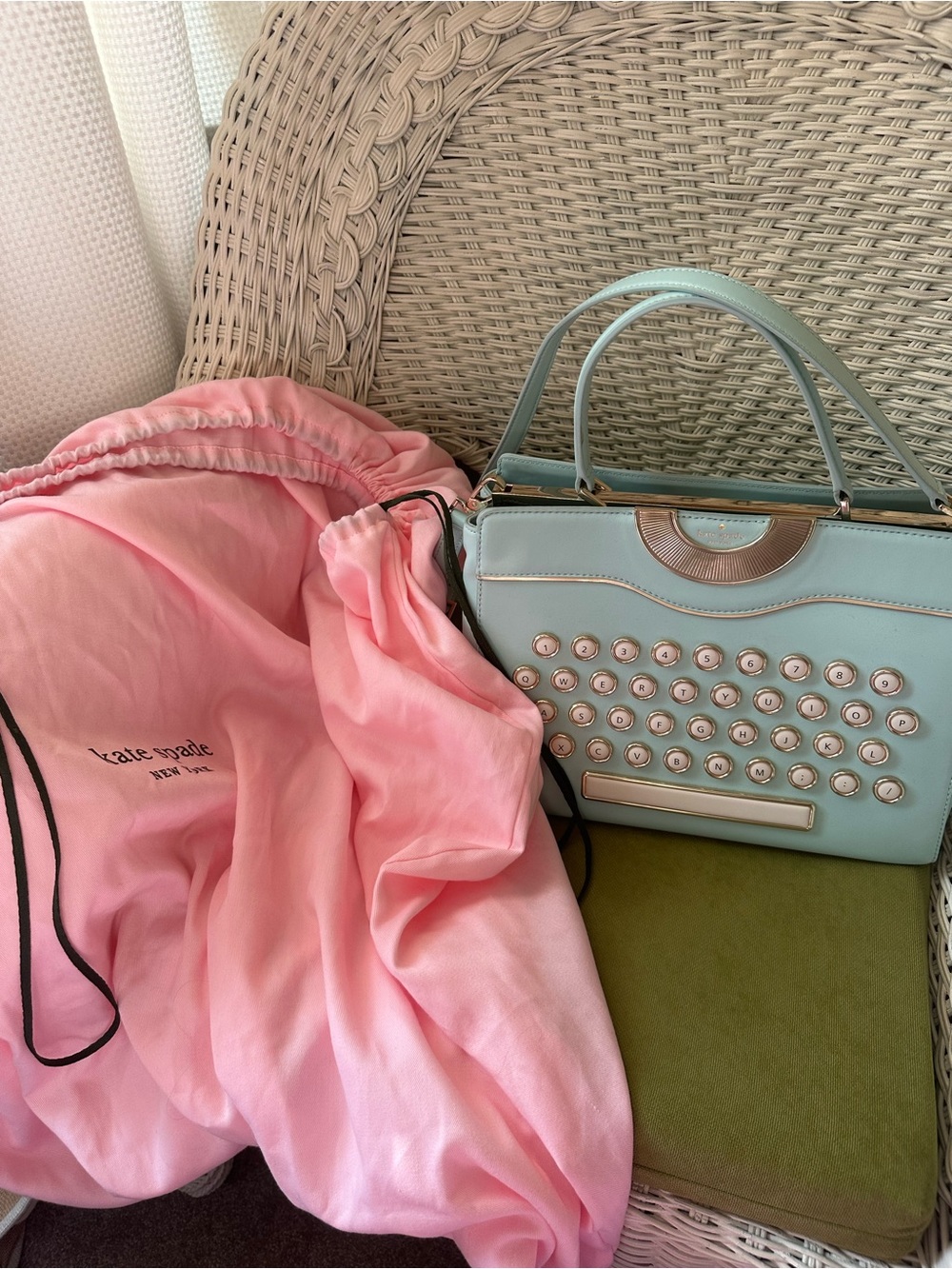 kate spade Be Mine Typewriter Satchel - novelty & rare! - Picture 9 of 9